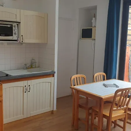 Chaleureux Avec Terrasse Ensoleillee 2 Etoiles Le Mont-Dore