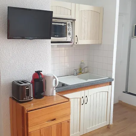 Apartman Chaleureux Avec Terrasse Ensoleillee 2 Etoiles *